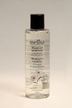 The make-up remover with aloe and camomile extracts